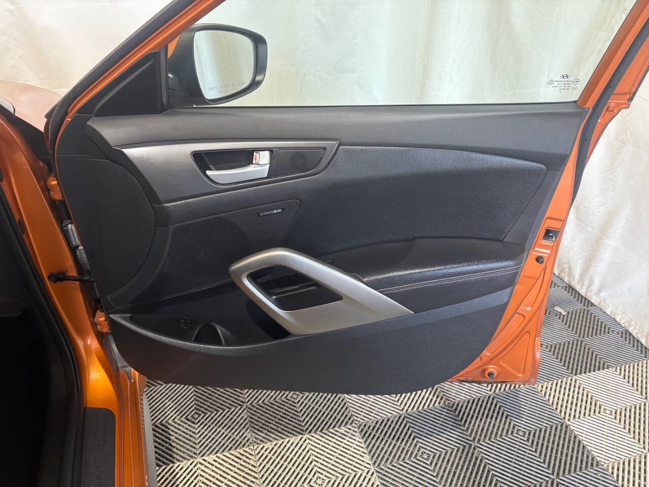 Used 2013 Hyundai Veloster Turbo image 11