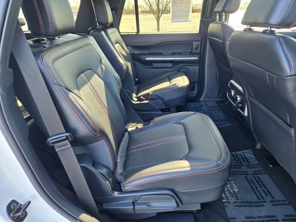Certified 2024 Ford Expedition Timberline image 8