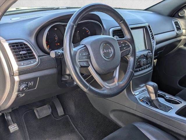 Used 2017 Jeep Grand Cherokee Altitude RWD image 10