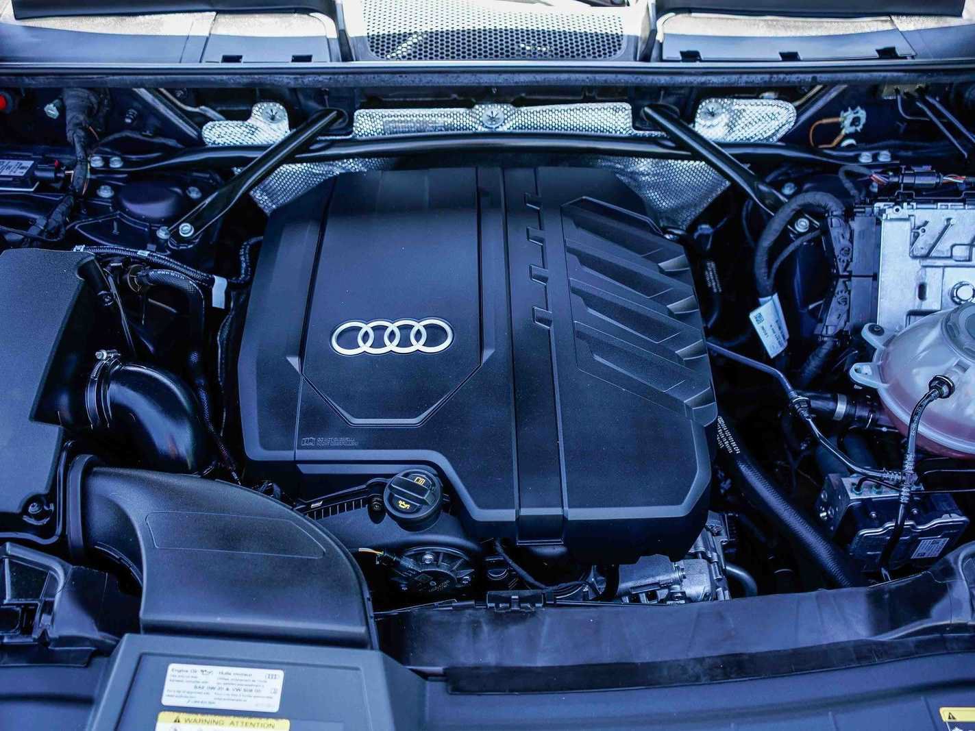 Used 2023 Audi Q5 2.0T Premium w/ Convenience Package AWD/4WD image 27