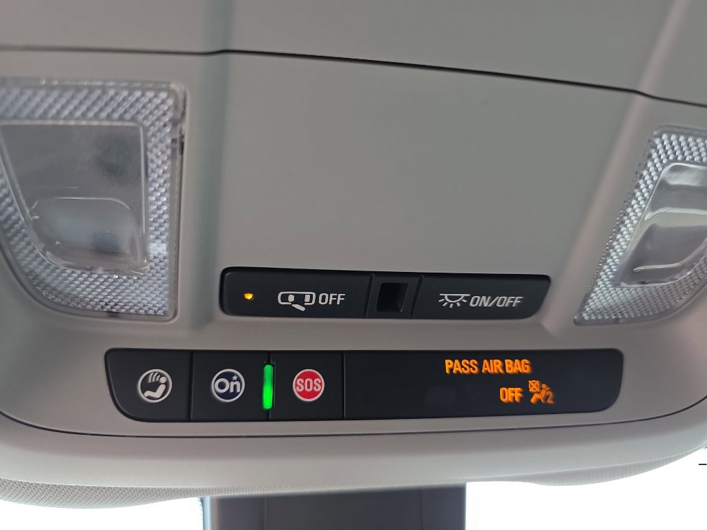 Used 2024 Chevrolet Equinox LT image 33