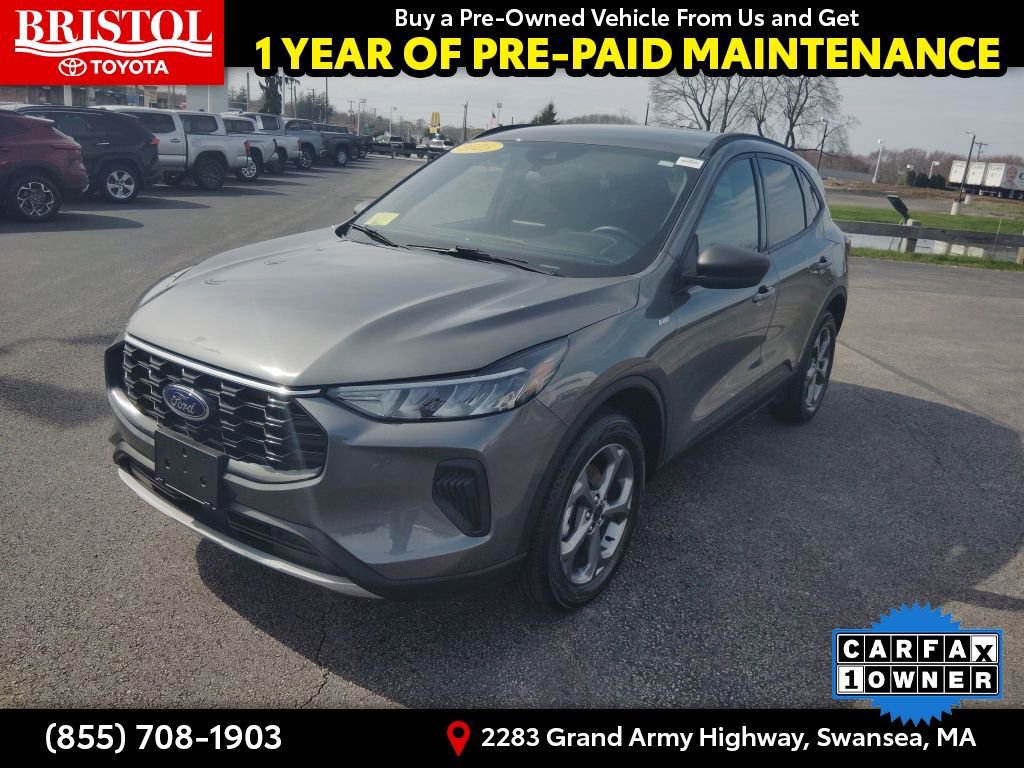 Used 2025 Ford Escape ST-Line AWD/4WD image 3