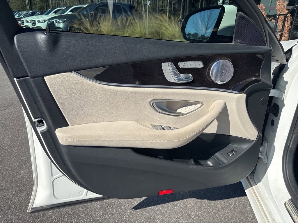 Used 2017 Mercedes-Benz E 300 image 40