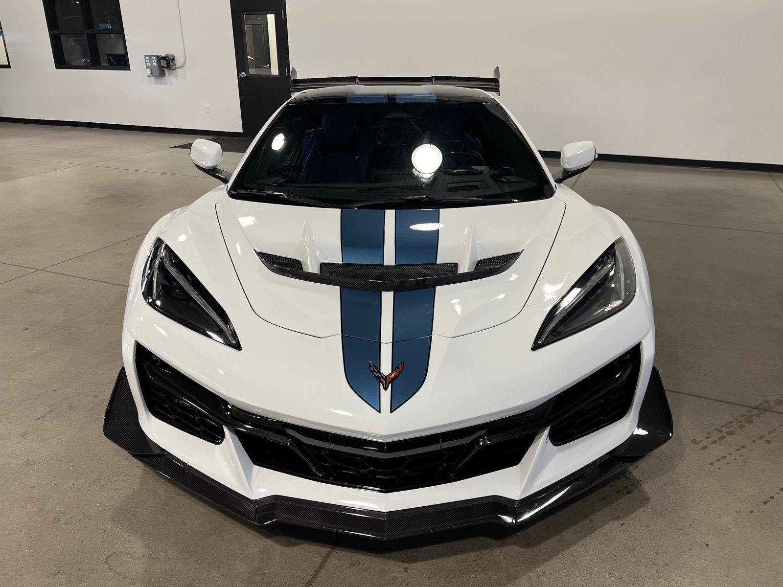 Used 2026 Chevrolet Corvette ZR1 w/ ZR1 Carbon Fiber Aero Package RWD image 8