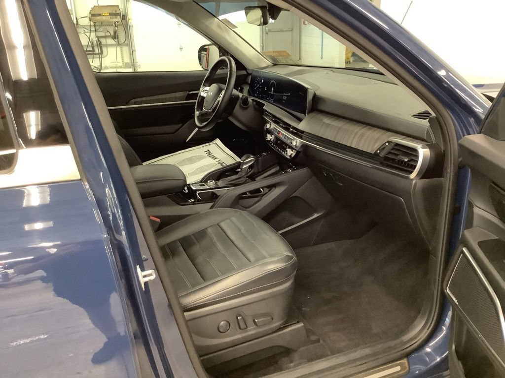 Certified 2024 Kia Telluride SX Prestige AWD/4WD image 18