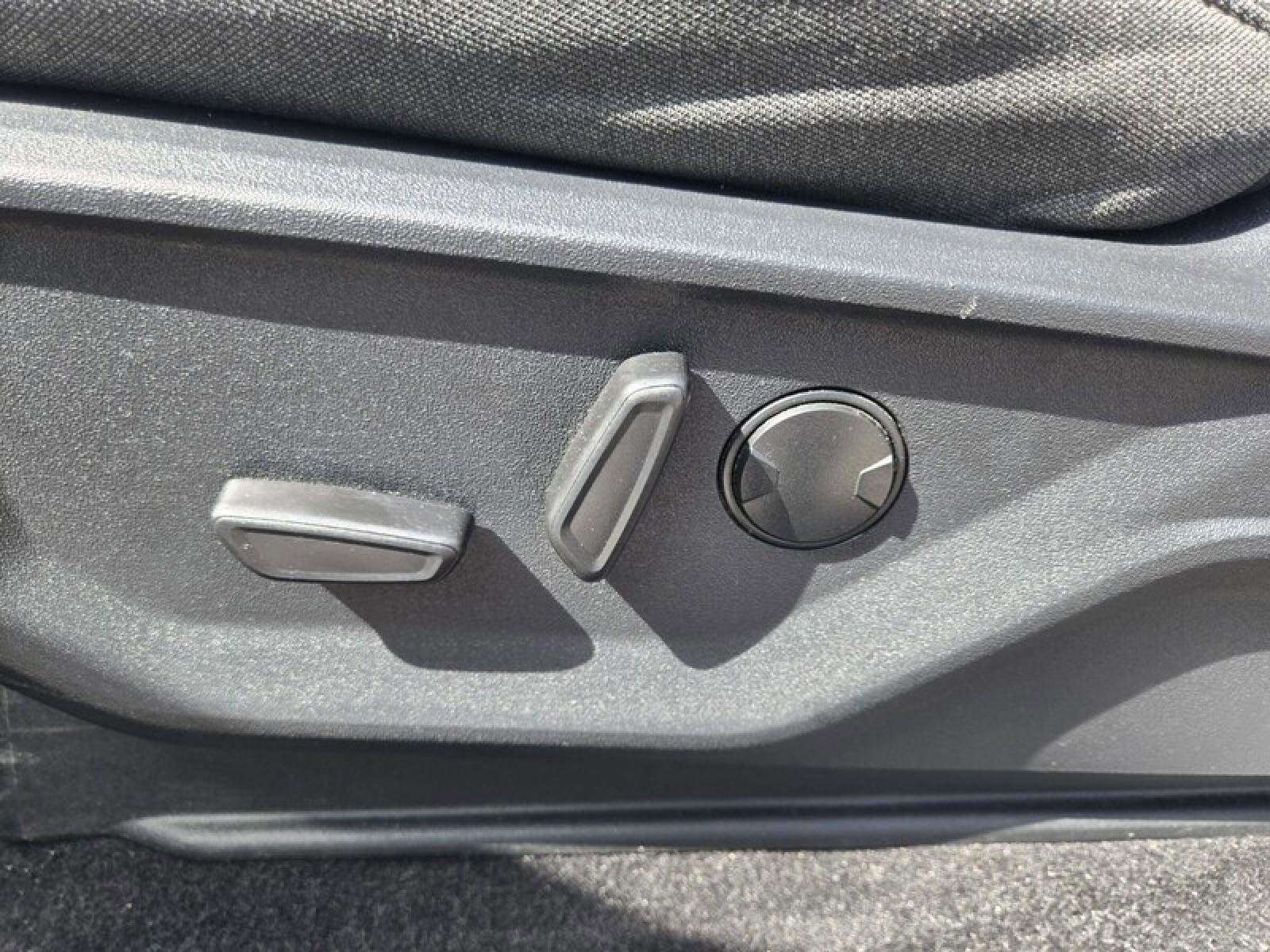 Used 2024 Ford F150 XLT w/ Equipment Group 302A MID image 21