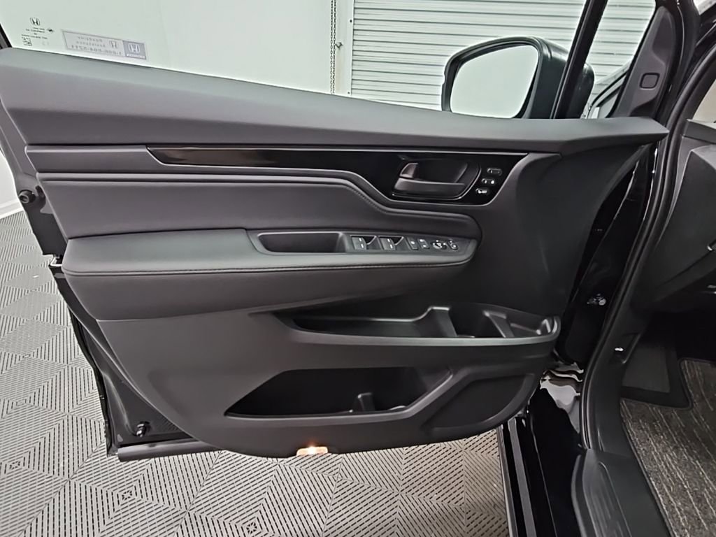 New 2026 Honda Odyssey Touring image 31