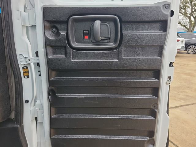 Used 2024 GMC Savana 2500 w/ Driver Convenience Package image 11