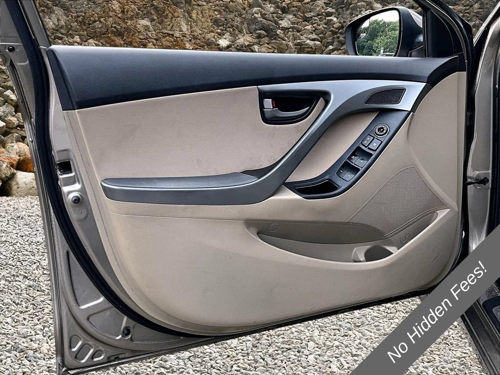 Used 2016 Hyundai Elantra Value Edition FWD image 19