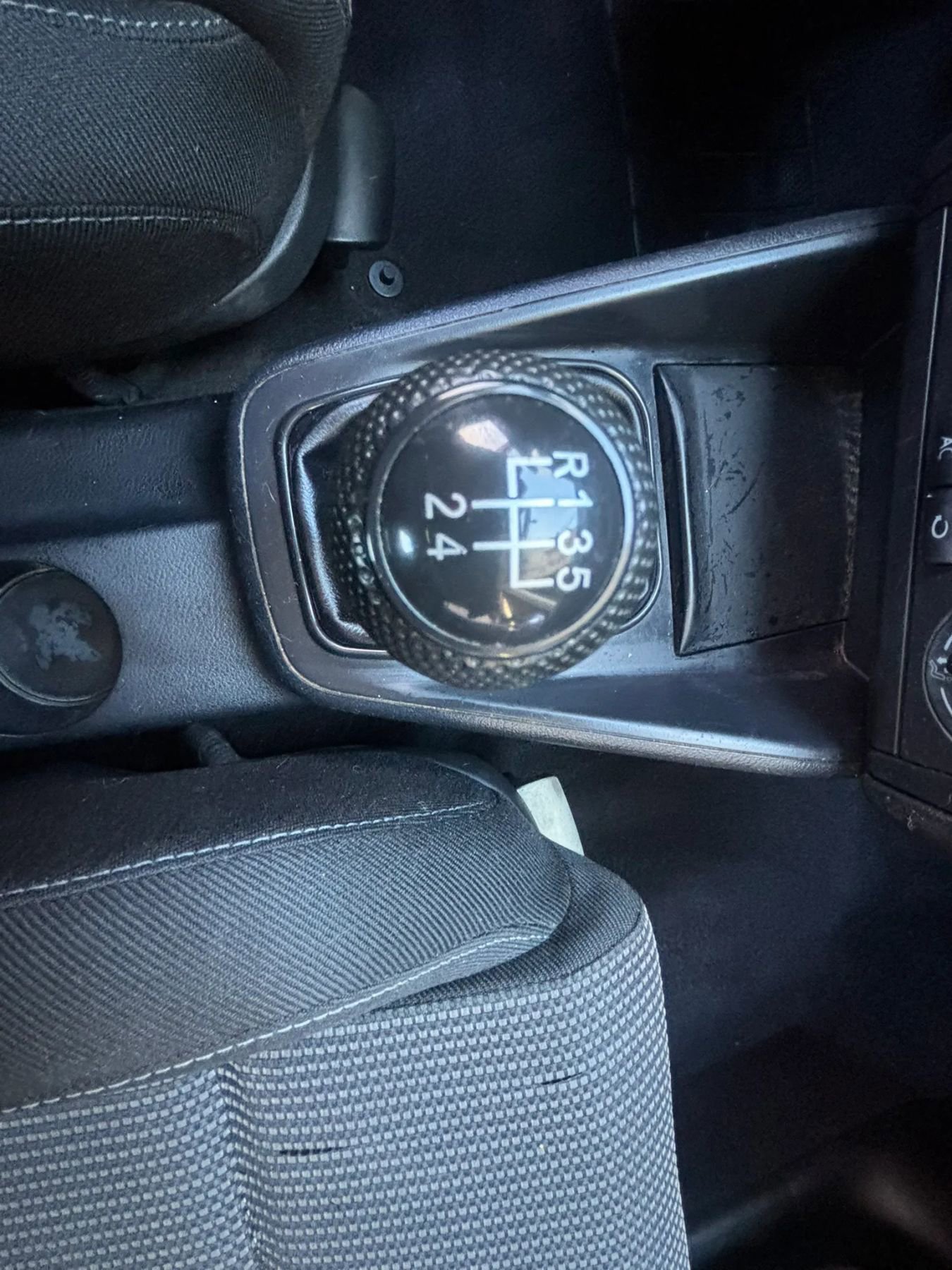 Used 2004 Volkswagen GTI 1.8T FWD image 30