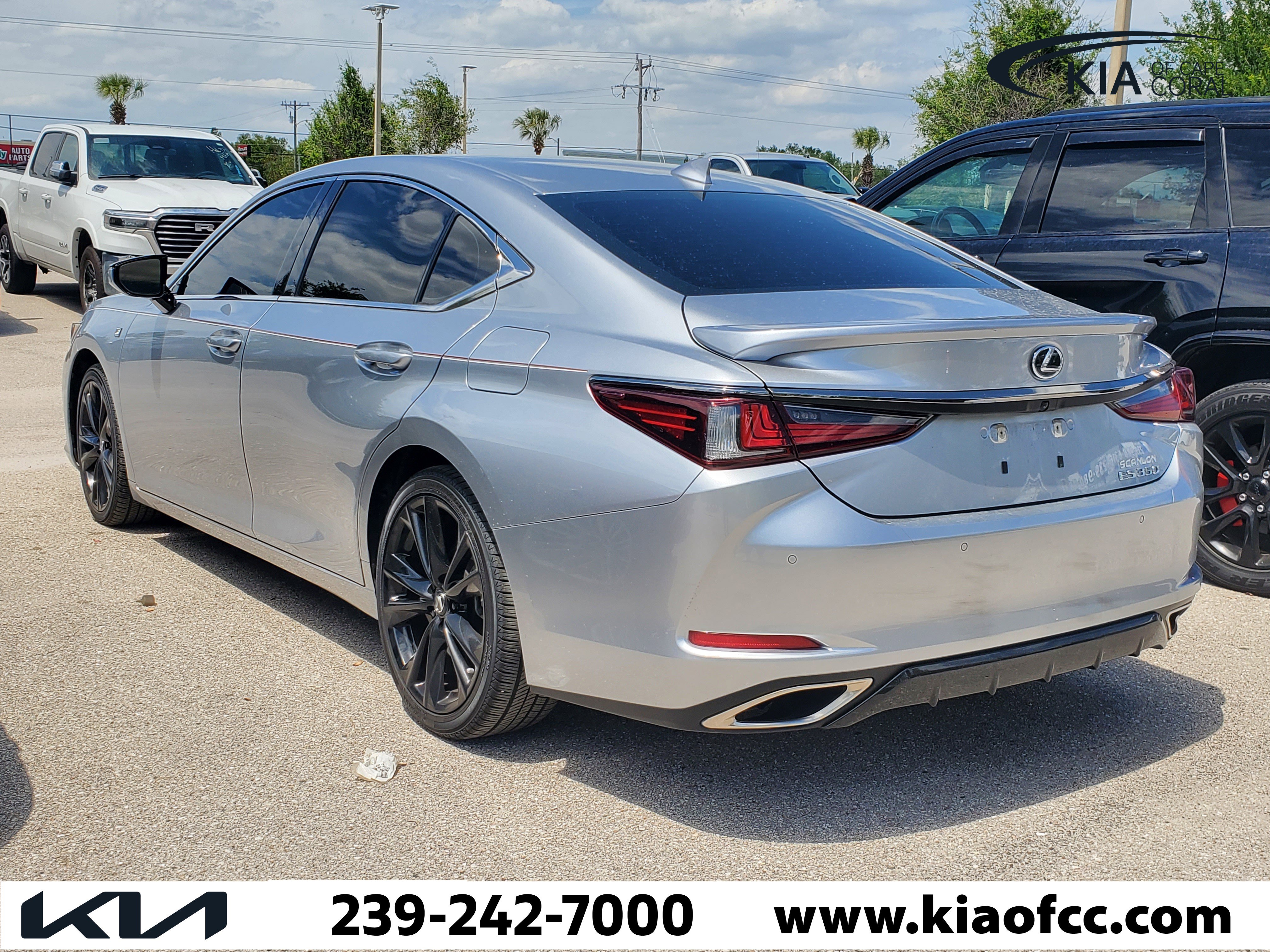 Used 2023 Lexus ES 350 F Sport w/ Accessory Package (Z2) image 4