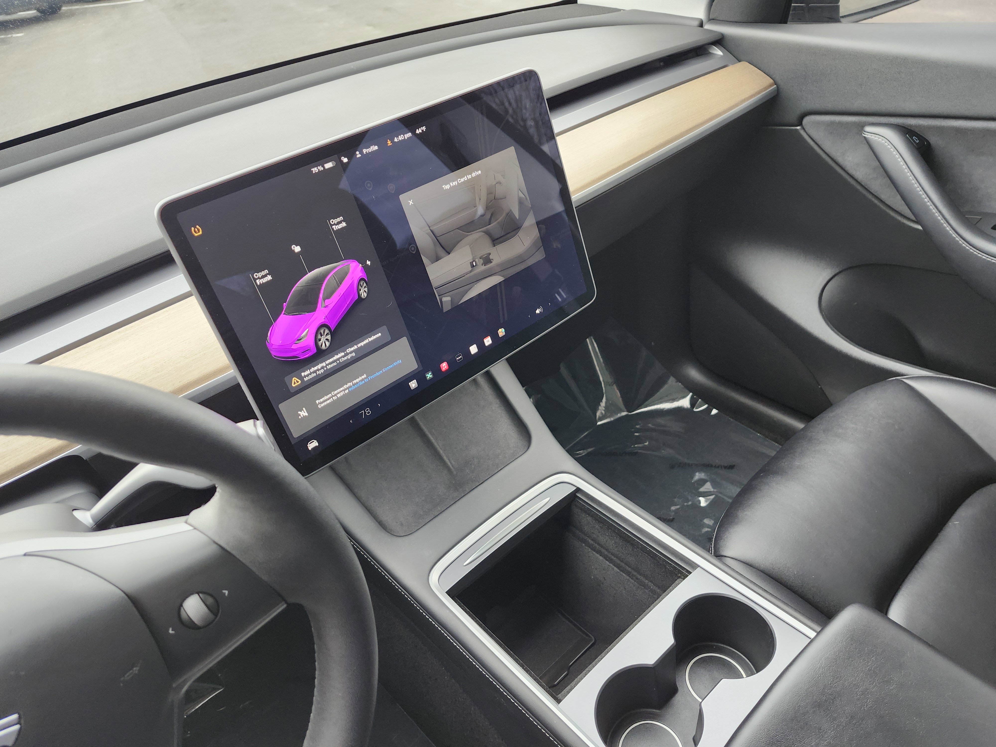 Used 2021 Tesla Model Y Long Range image 32