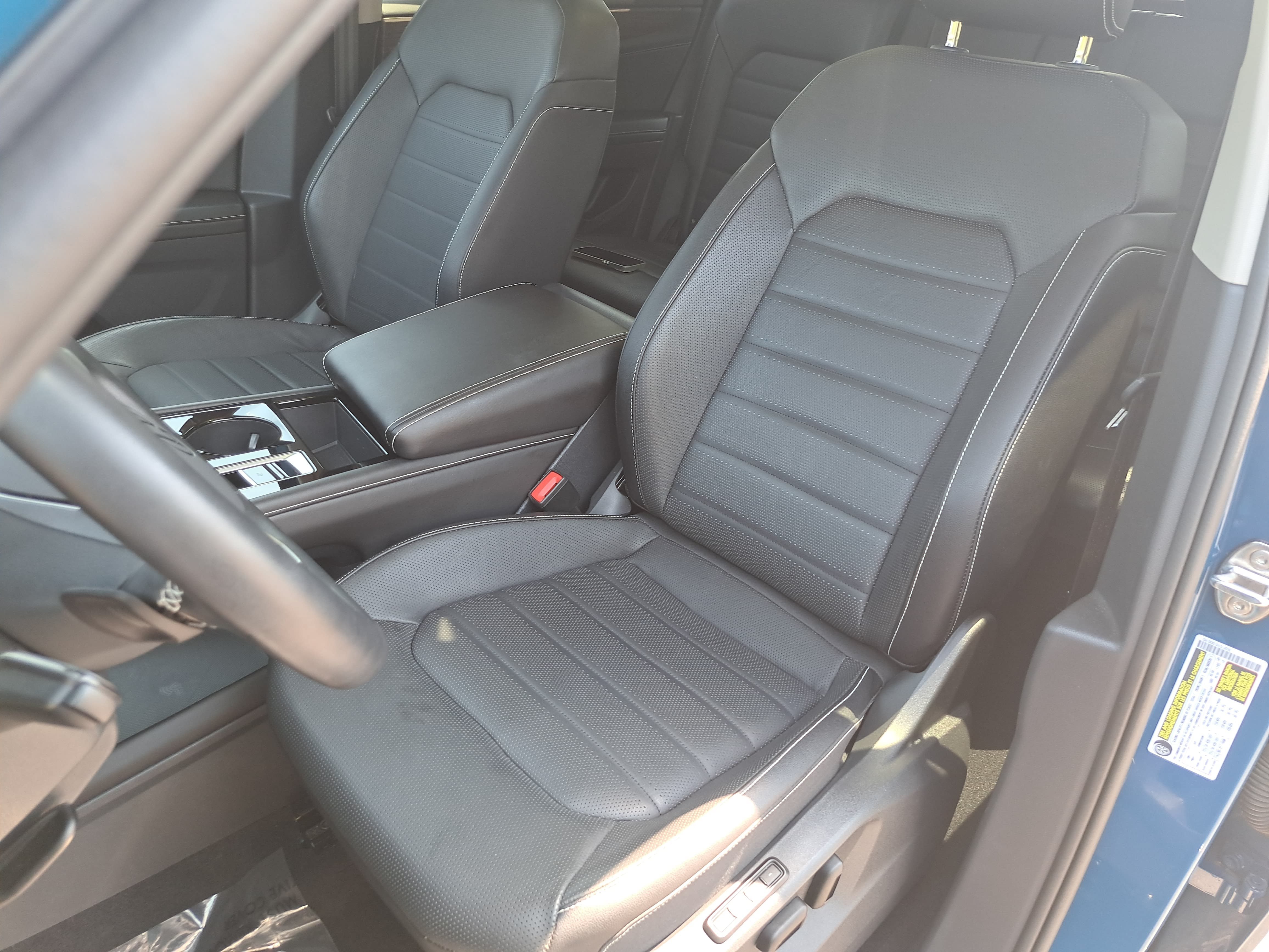 Certified 2026 Volkswagen Atlas SEL AWD/4WD image 16