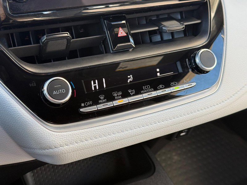 Used 2024 Toyota Corolla SE FWD image 28