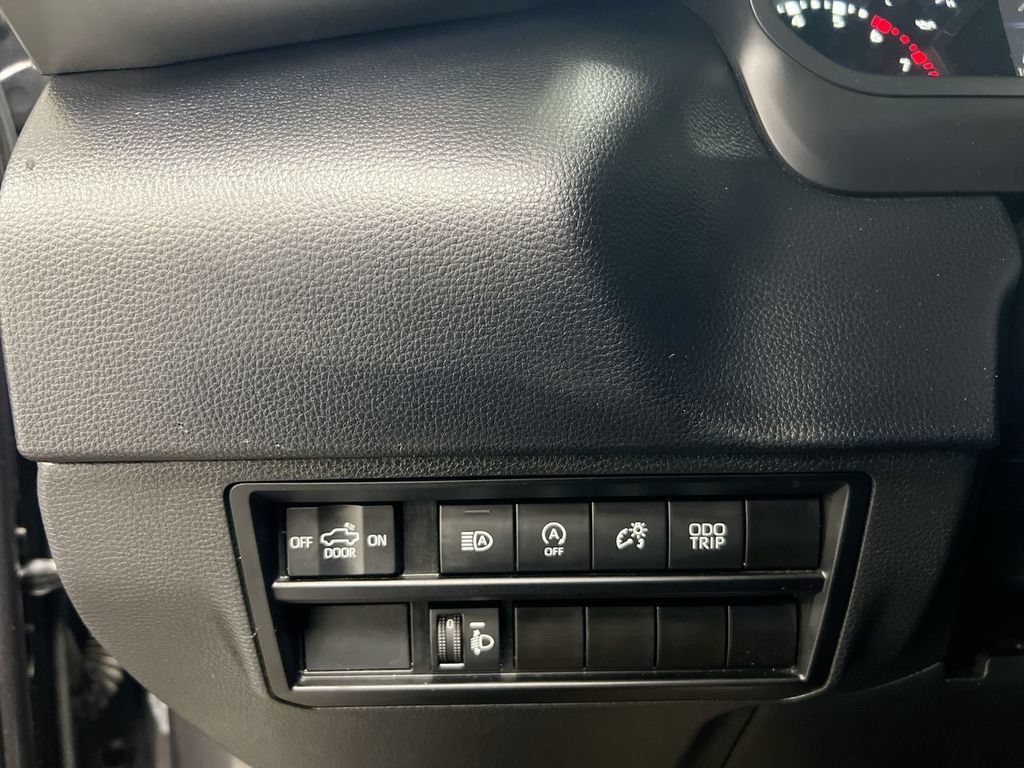 Used 2022 Toyota Tundra SR5 RWD image 18