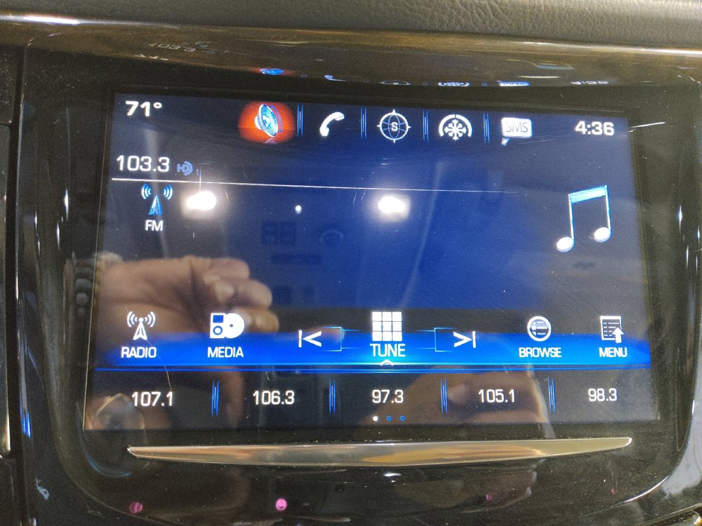 Used 2018 Cadillac Escalade Luxury AWD/4WD image 25