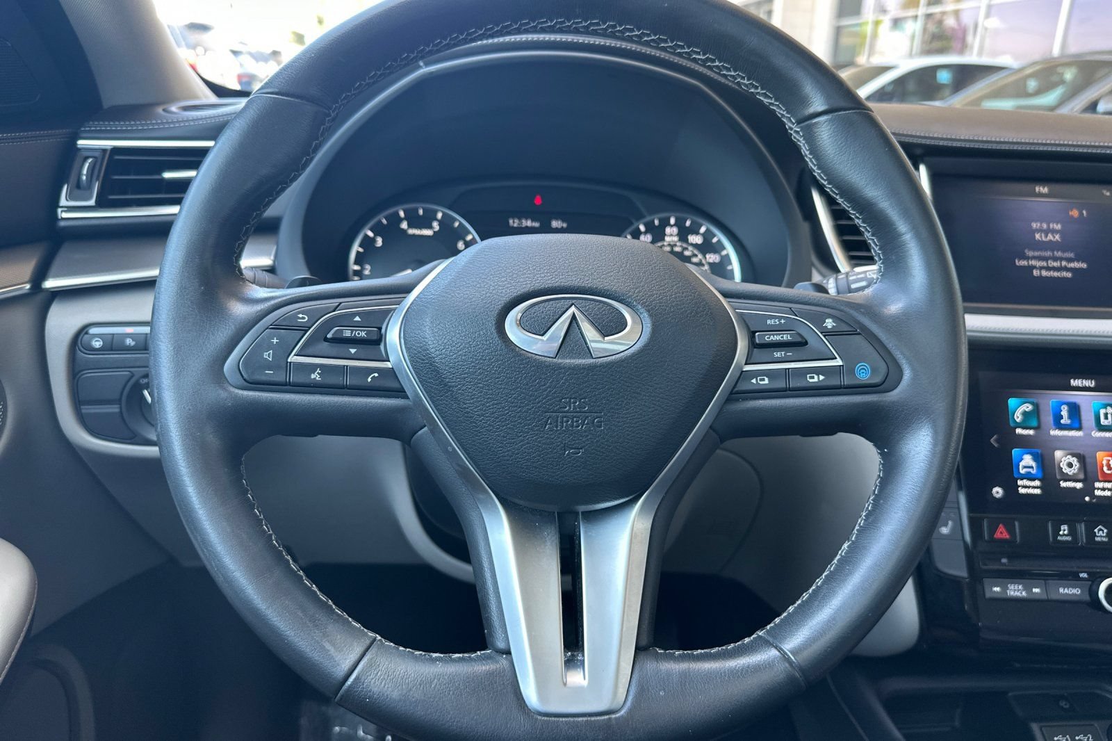 Used 2023 INFINITI QX50 Luxe FWD image 31