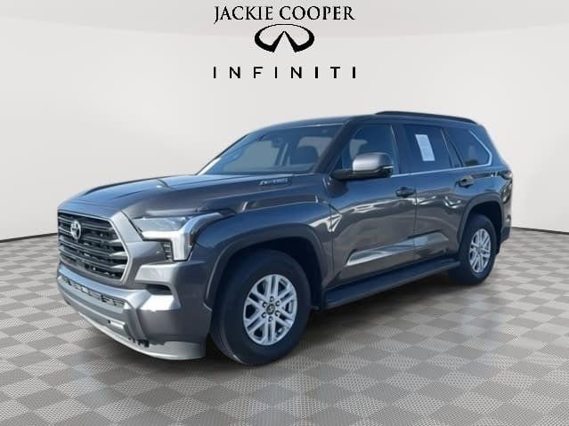 Used 2025 Toyota Sequoia SR5 image 1