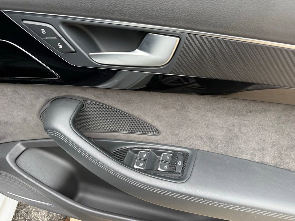 Used 2017 Audi A8 L 3.0T w/ Executive Package image 43