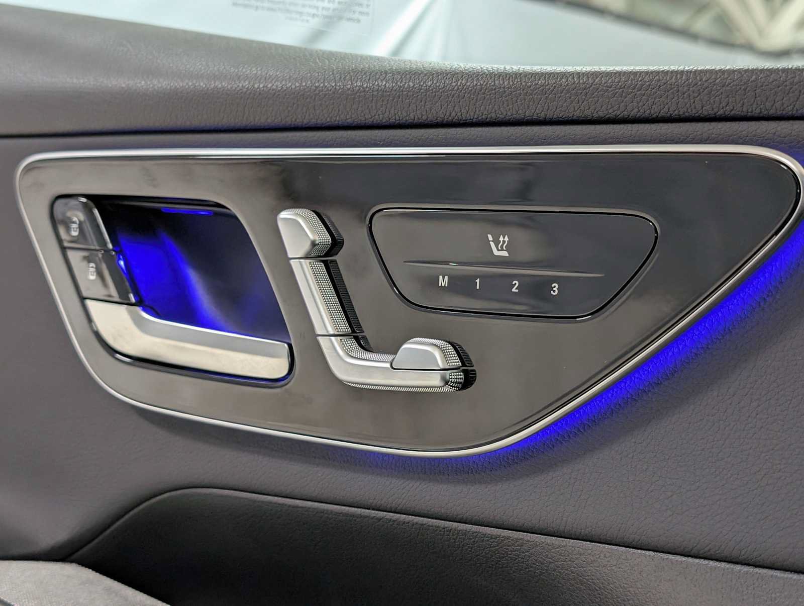 Certified 2026 Mercedes-Benz GLC 300 4MATIC image 23