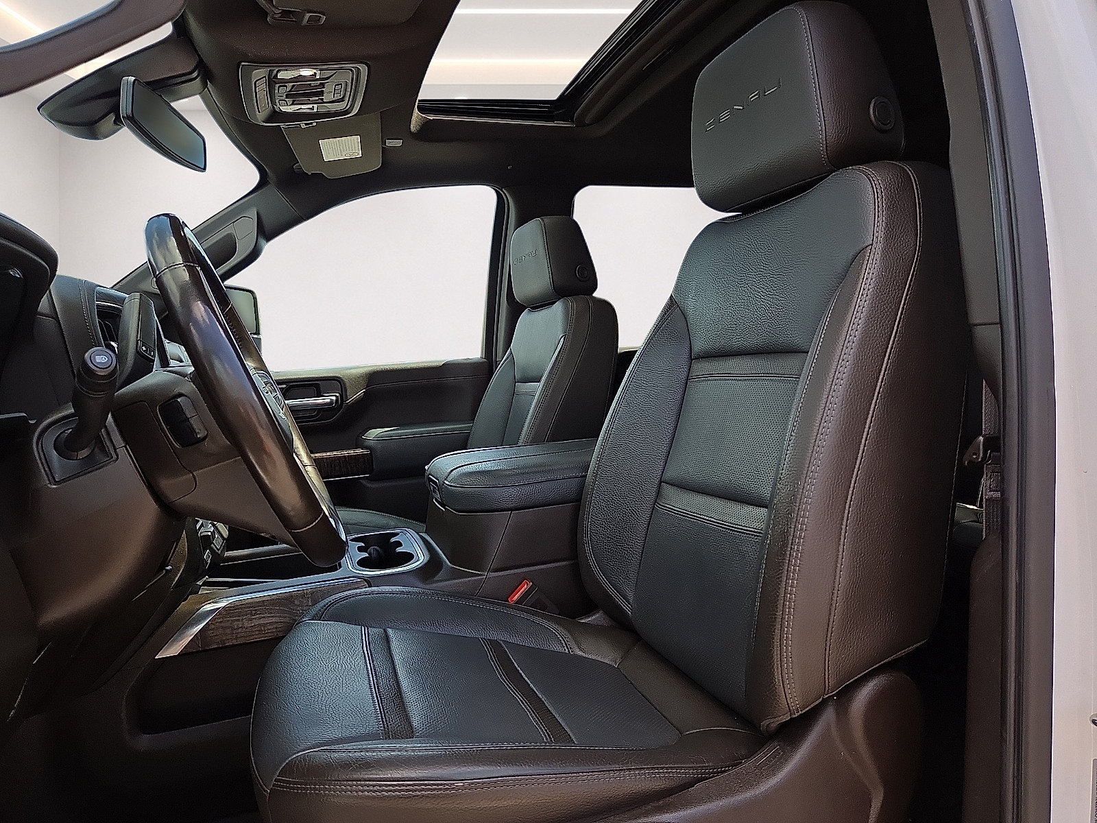 Used 2023 GMC Sierra 3500 Denali AWD/4WD image 15