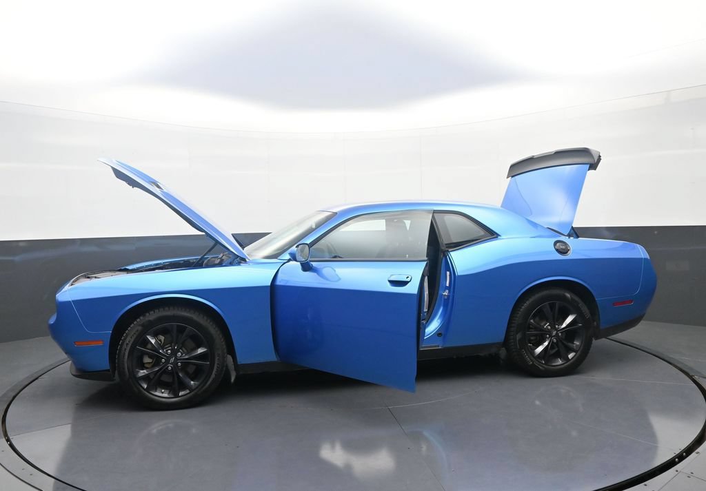Used 2023 Dodge Challenger SXT w/ Blacktop Package AWD/4WD image 38