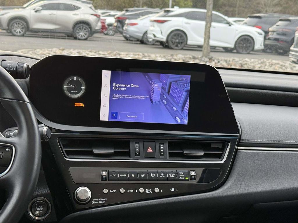 Used 2023 Lexus ES 350 Premium w/ Premium Package image 10