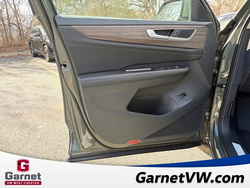 New 2026 Volkswagen Atlas SEL image 10