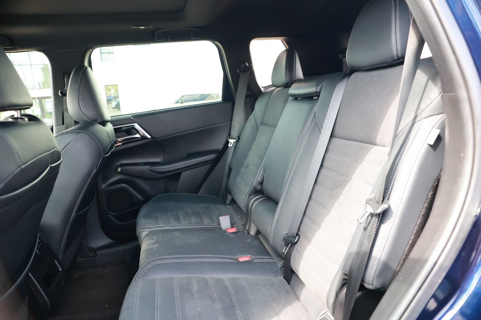 Used 2022 Mitsubishi Outlander SE FWD image 33
