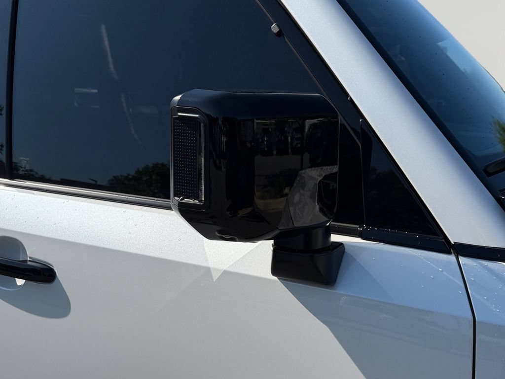 Certified 2026 Lexus GX 550 AWD/4WD image 30