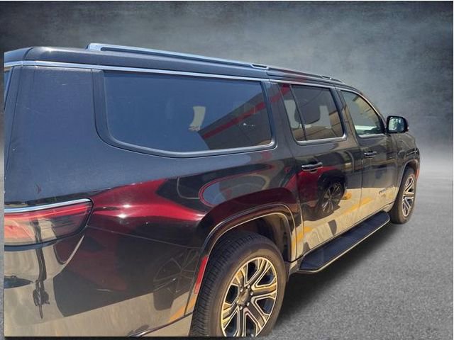 Used 2024 Jeep Wagoneer L Series II RWD image 6