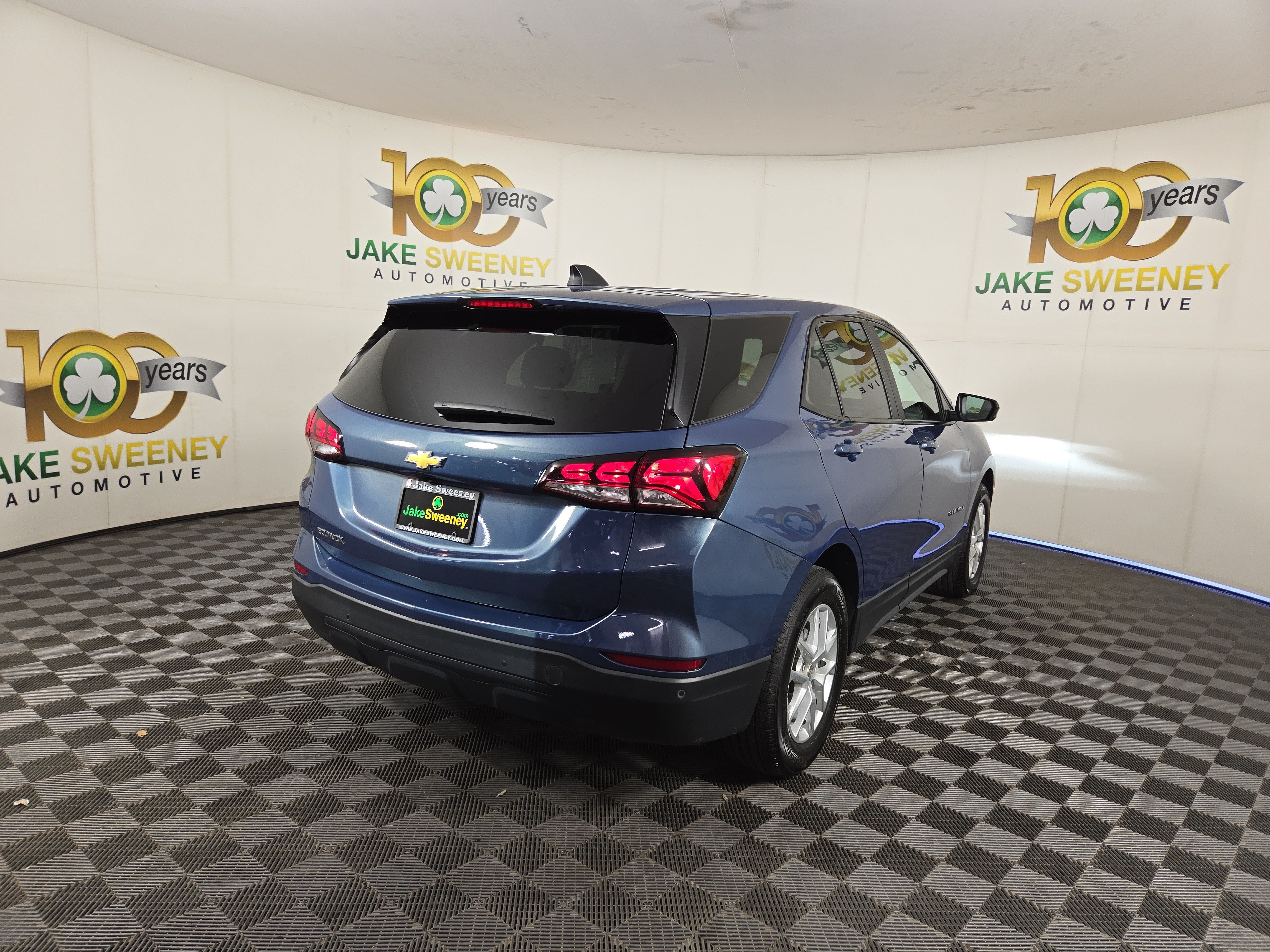 Certified 2024 Chevrolet Equinox LS w/ LS Convenience Package FWD image 9