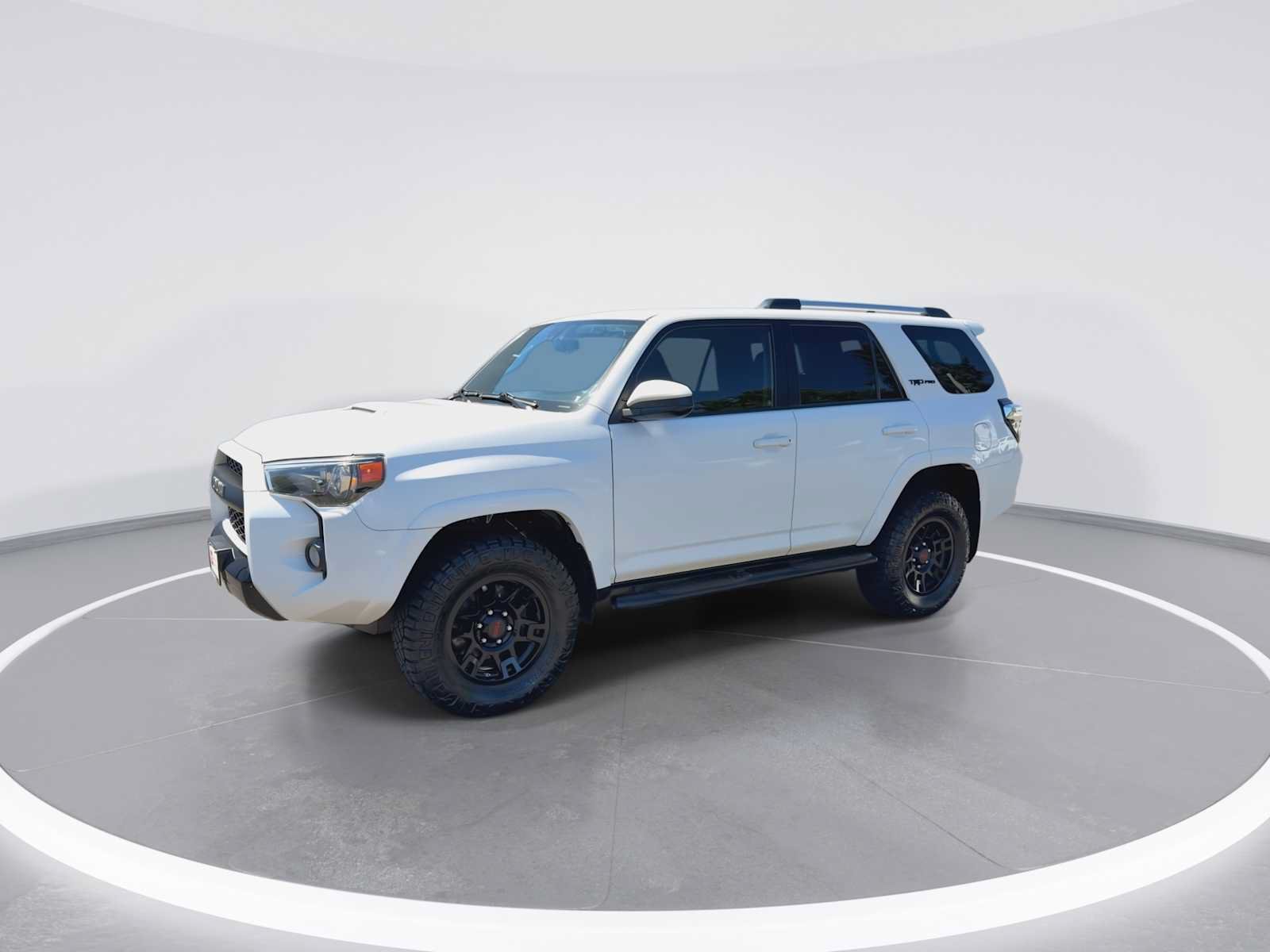 Certified 2016 Toyota 4Runner TRD Pro AWD/4WD image 4