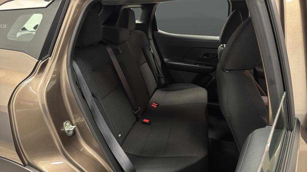 Used 2025 Nissan Kicks S image 14