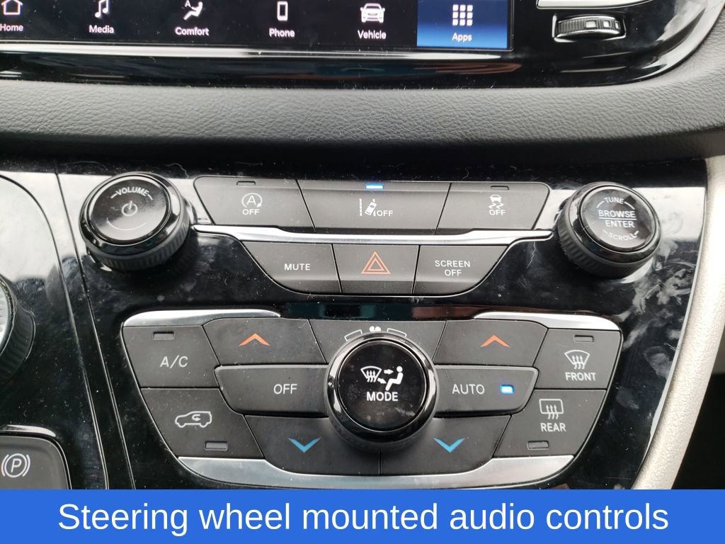 Used 2022 Chrysler Pacifica Touring-L image 24