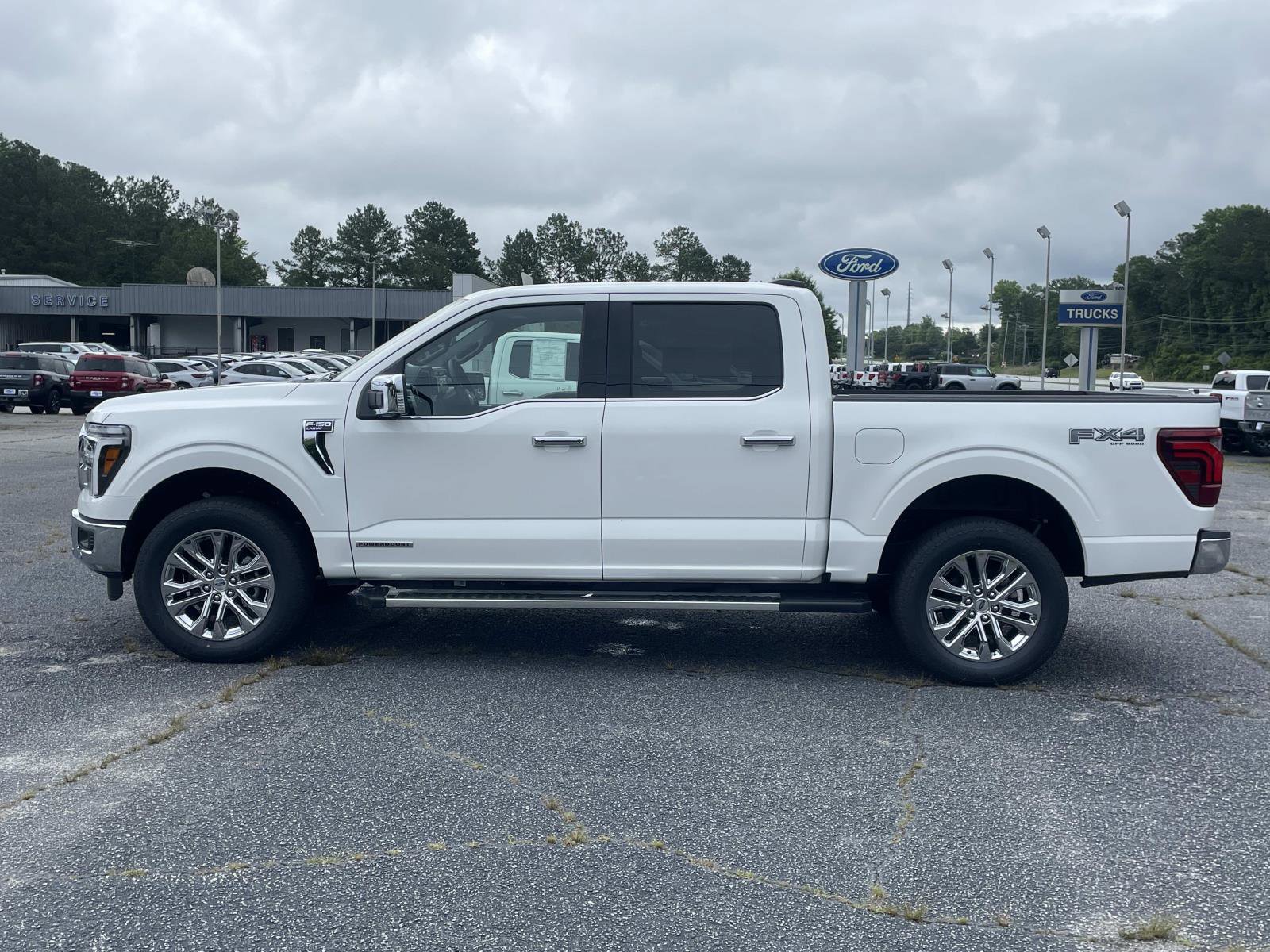 New 2025 Ford F150 Lariat w/ Equipment Group 502A High image 6