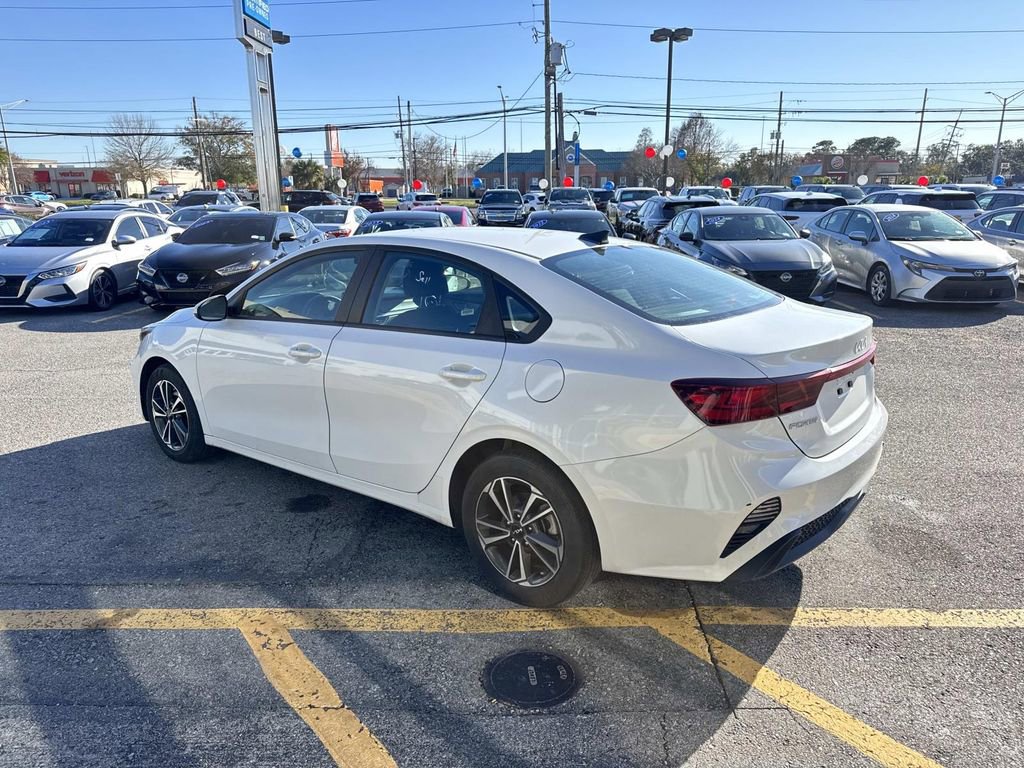 Used 2024 Kia Forte LXS image 6