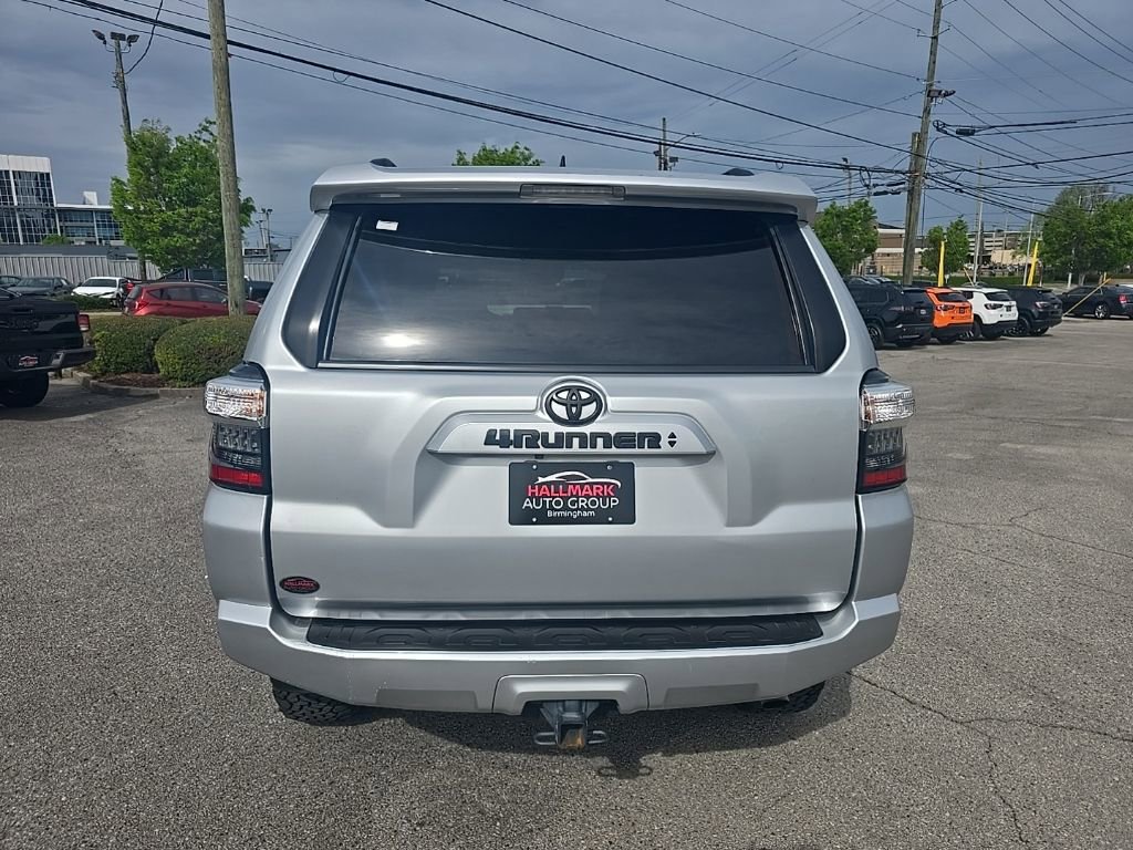 Used 2021 Toyota 4Runner SR5 Premium AWD/4WD image 4