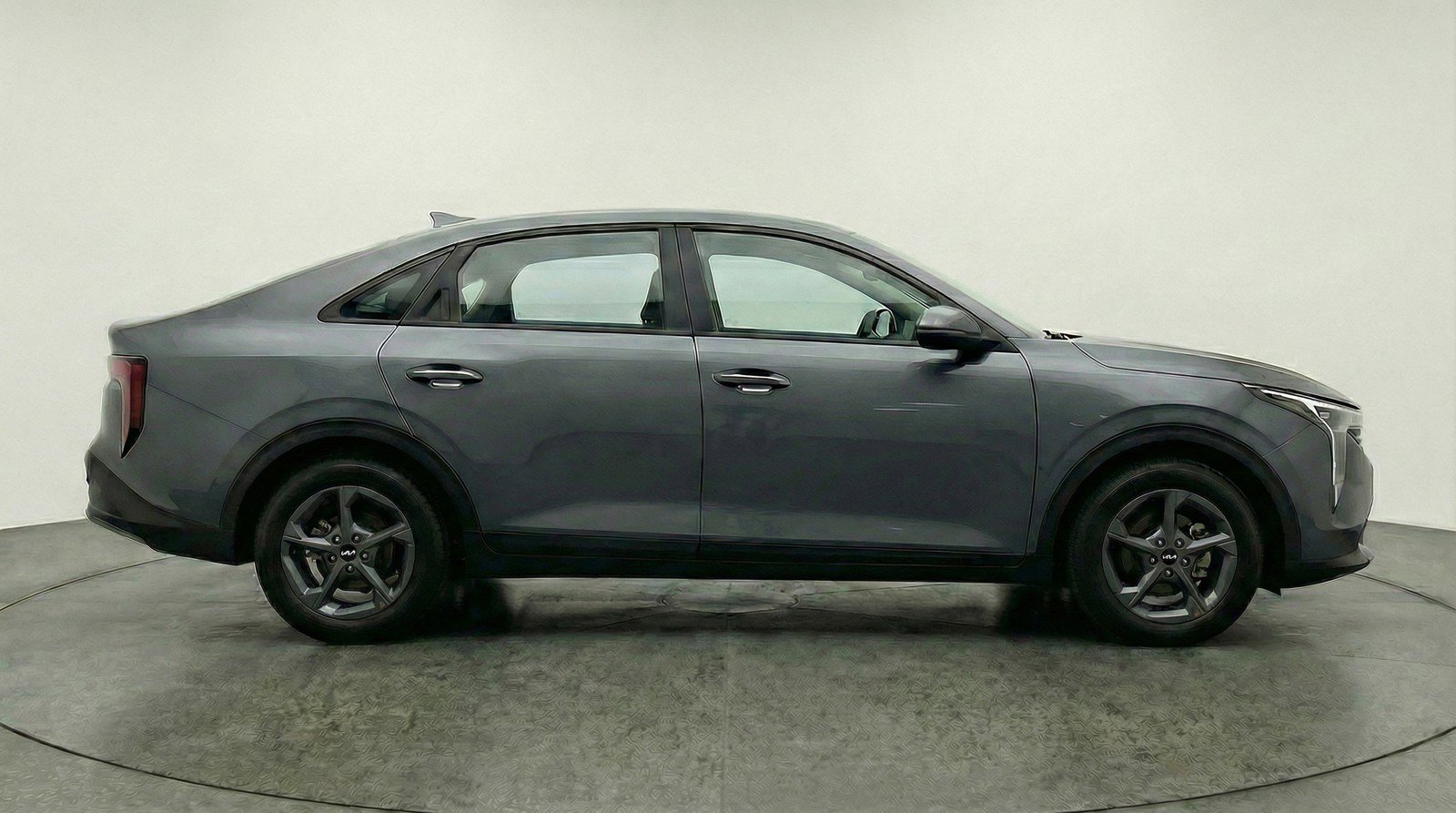 Used 2025 Kia K4 LXS image 11