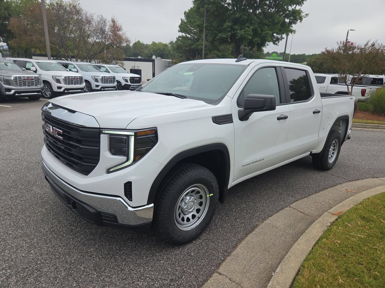 New 2026 GMC Sierra 1500 Pro w/ Pro Value Package AWD/4WD image 4