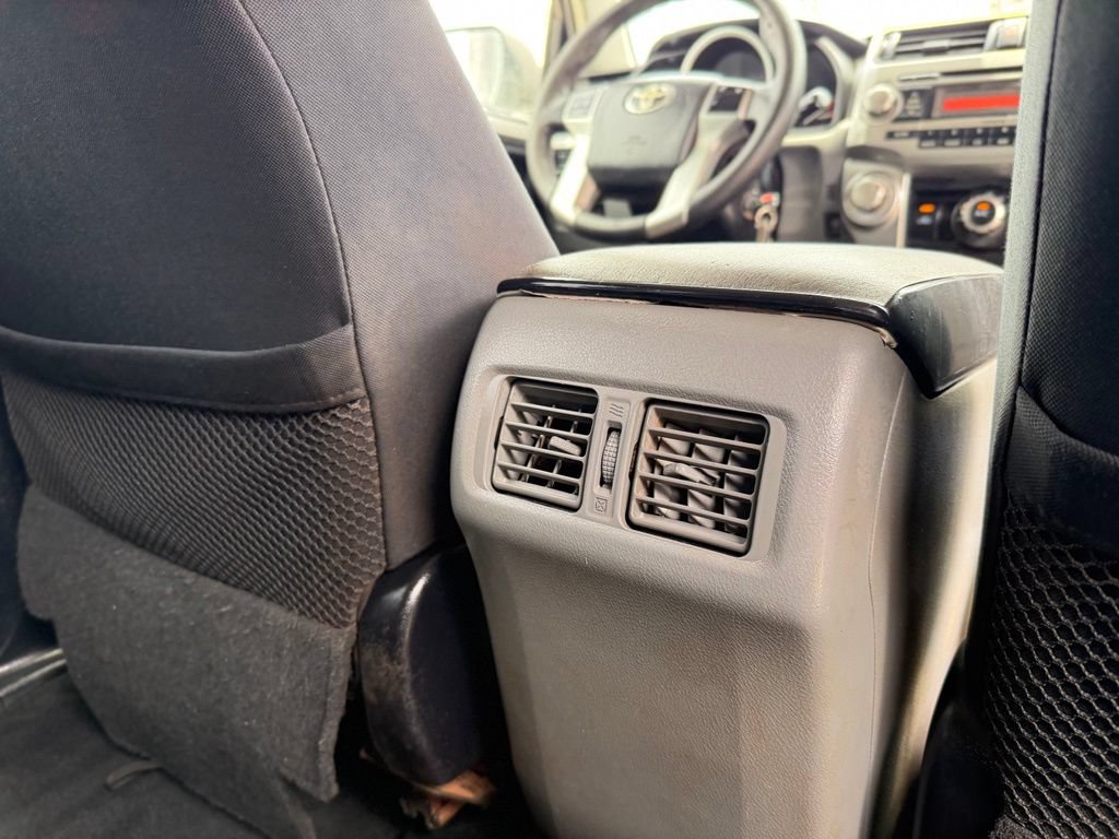 Used 2013 Toyota 4Runner SR5 AWD/4WD image 18