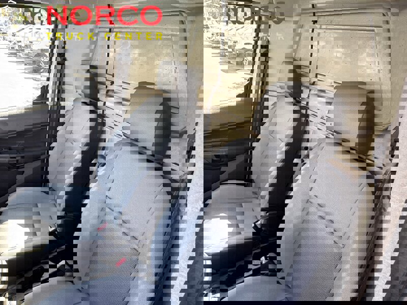 Used 2016 Ford Transit Connect XL image 25