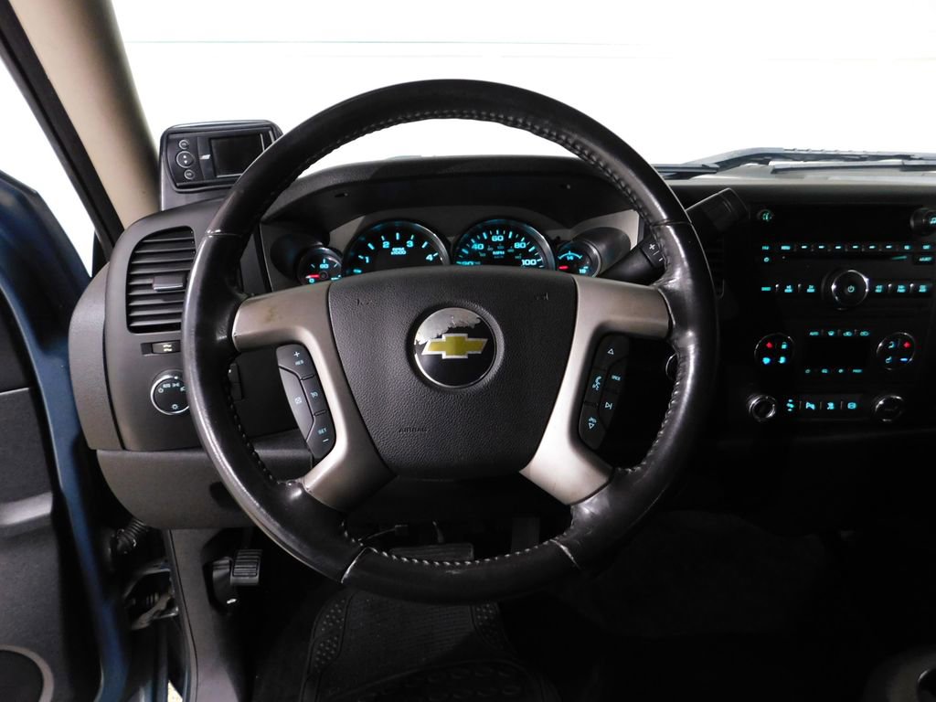 Used 2011 Chevrolet Silverado 2500 LT w/ Interior Plus Package AWD/4WD image 51