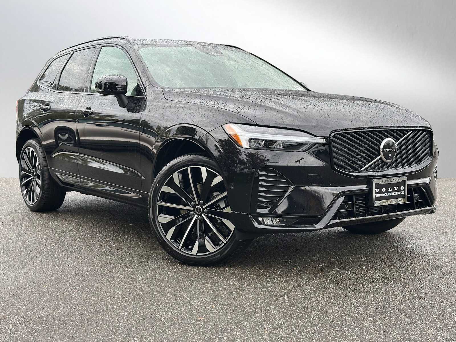 New 2026 Volvo XC60 B5 Ultra w/ Protection Package Premier image 1
