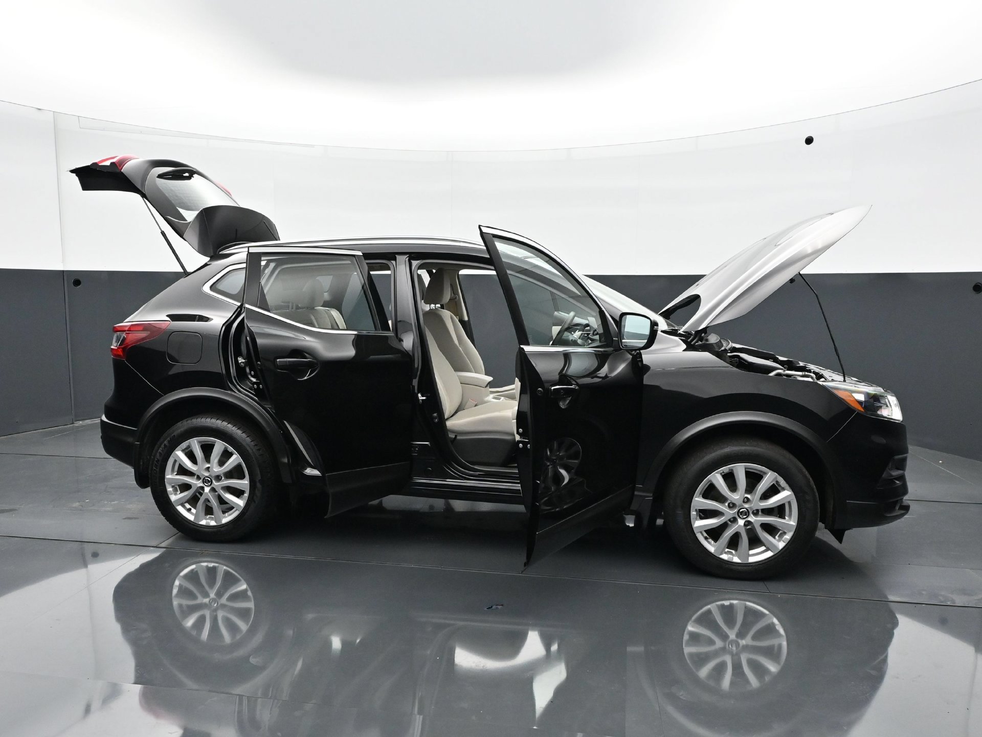 Used 2020 Nissan Rogue Sport SV AWD/4WD image 36