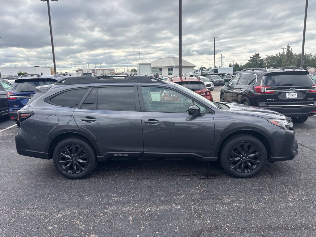 Used 2024 Subaru Outback Onyx Edition AWD/4WD image 2