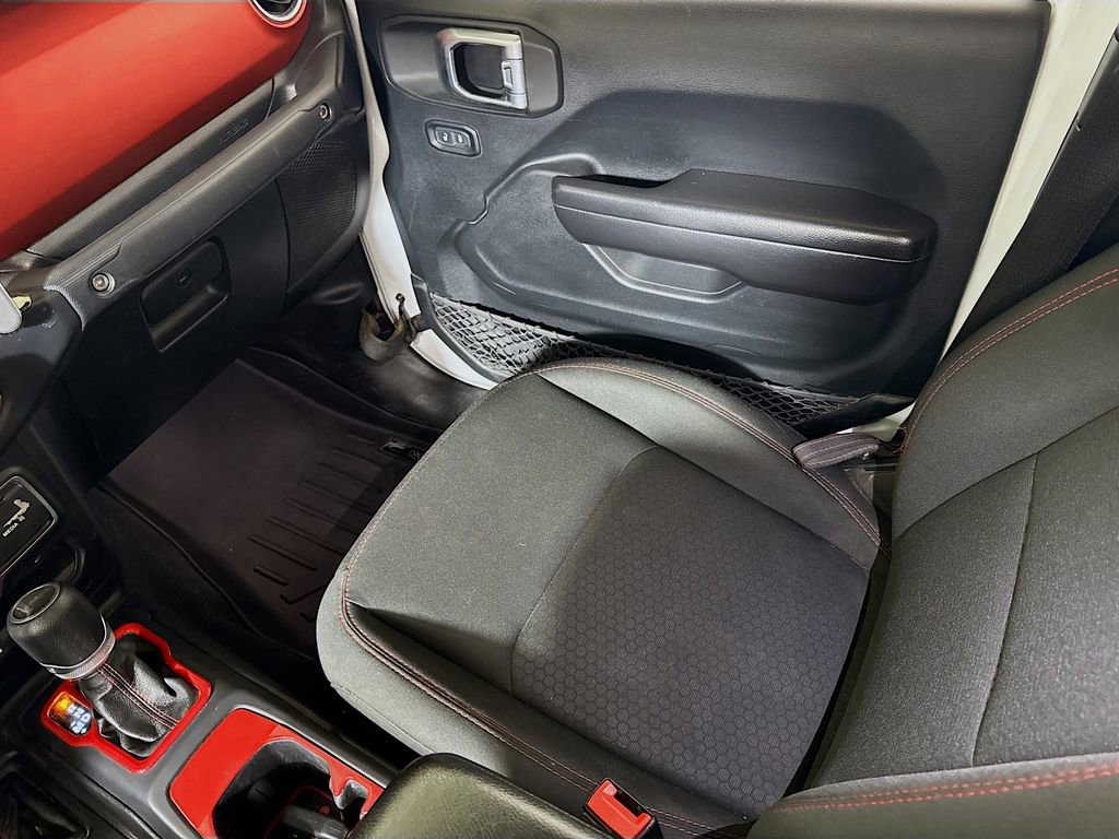 Used 2020 Jeep Gladiator Rubicon w/ Trailer Tow Package AWD/4WD image 19