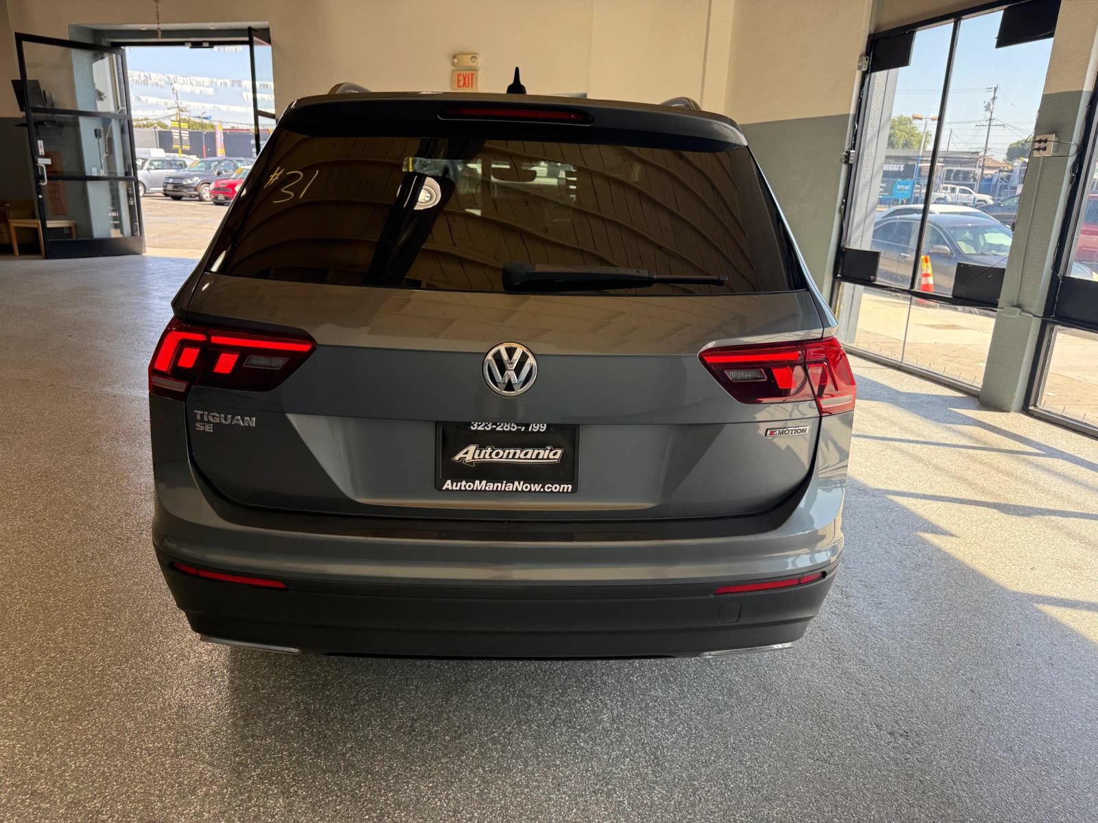 Used 2019 Volkswagen Tiguan SE w/ Panoramic Sunroof Package AWD/4WD image 6