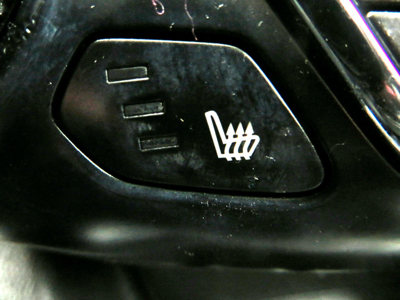 Used 2018 Chevrolet Cruze LT w/ Convenience Package image 11