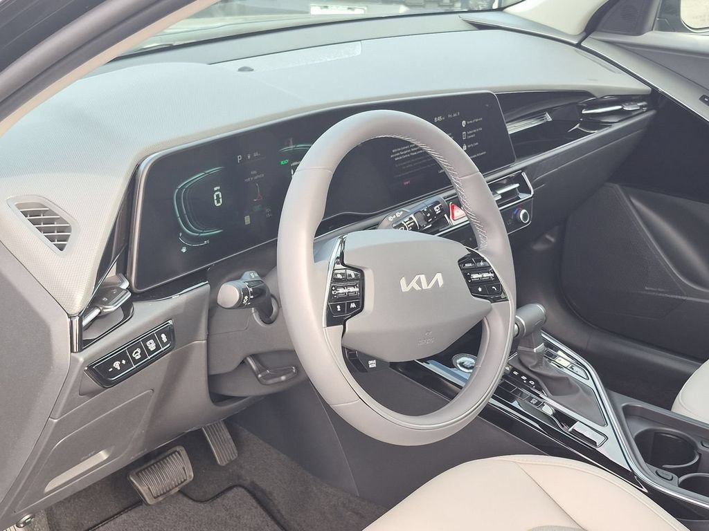 New 2026 Kia Niro EX w/ EX Premium Package FWD image 10